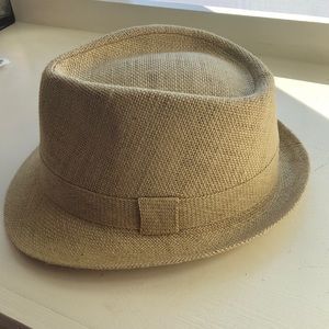 Men’s linen fedora